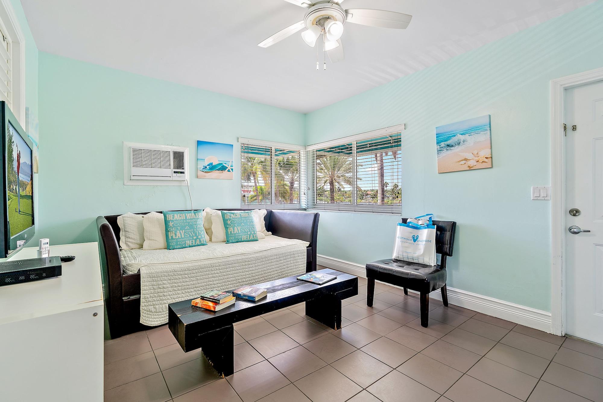 Hollywood Beachside Boutique Suite Exterior photo