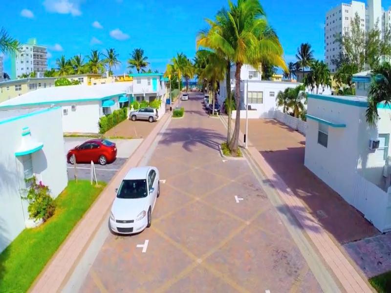 Hollywood Beachside Boutique Suite Exterior photo