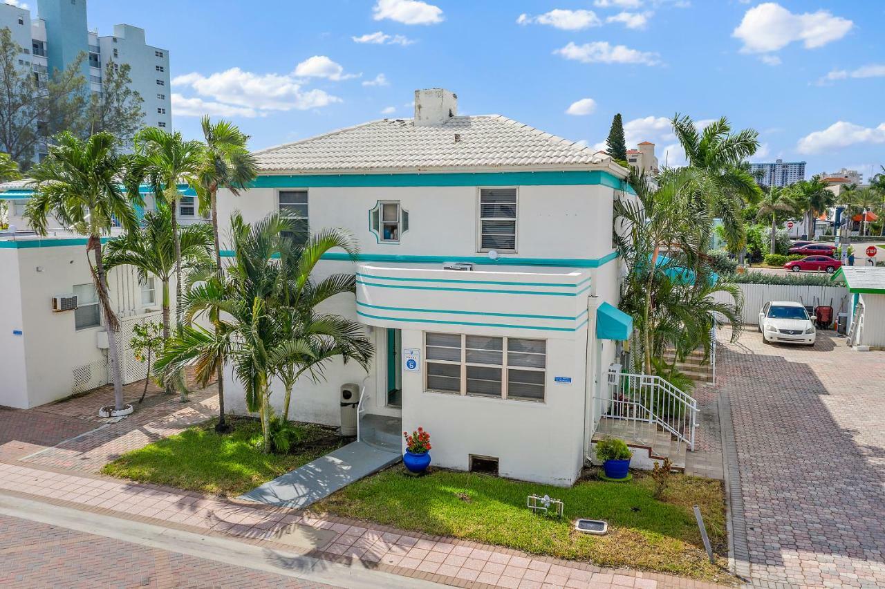 Hollywood Beachside Boutique Suite Exterior photo