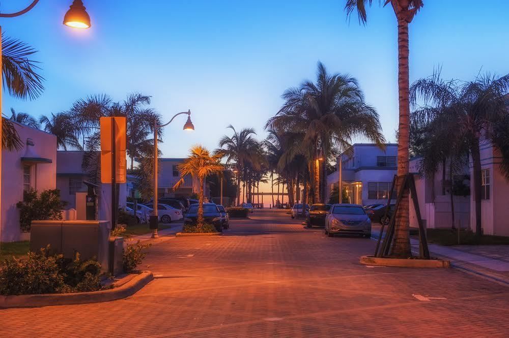 Hollywood Beachside Boutique Suite Exterior photo